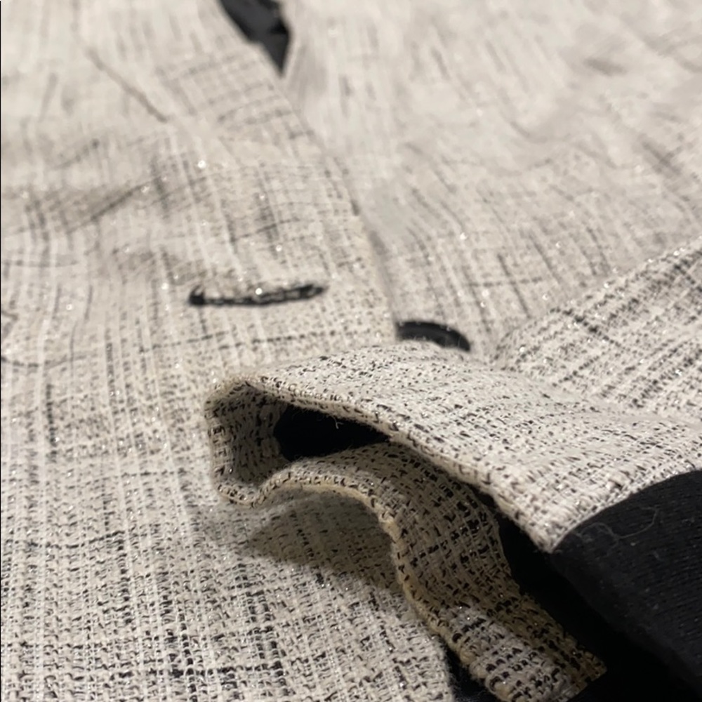 Blazer - Picture 3 of 3